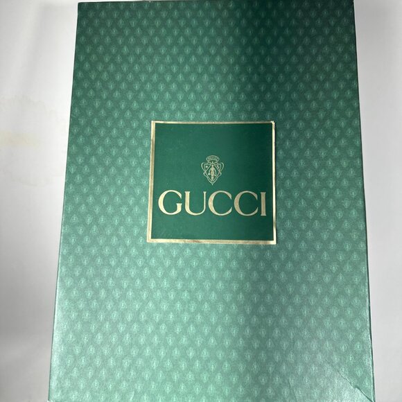 NEW "Vintage" Gucci Clutch with Gucci Hard Paper Box - Picture 5 of 13